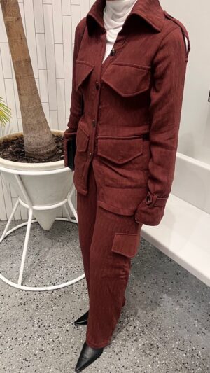 Burgundy cargo set